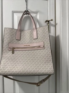 Michael Kors Kenly Large Purse, Shoulder Bag or Tote - Picture 1 of 8