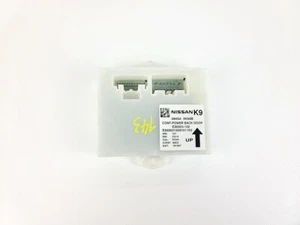17-20 NISSAN PATHFINDER MÓDULO DE CONTROL TRASERO MONTAJE PUERTA TRASERA ELÉCTRICA OEM - Imagen 1 de 4