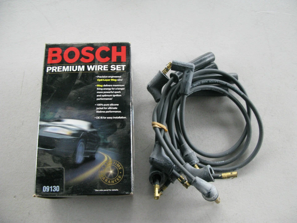 JUEGO DE CABLES DE BUJÍA BOSCH 09130 PREMIUM PARA RENAULT 1983-1987 Foto 1 de 2