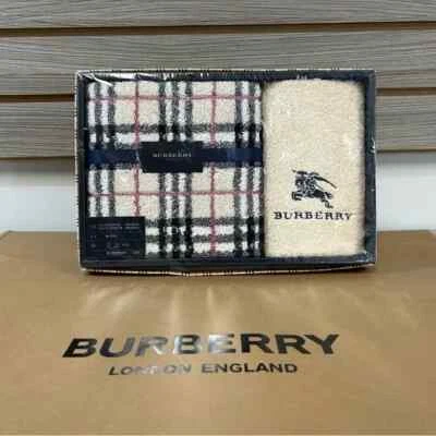Burberry Bath and Face Towel Set - Image 1 of 4