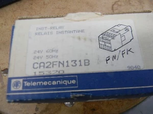 Telemecanique CA2FN131B  Instant-Relay - Picture 1 of 6