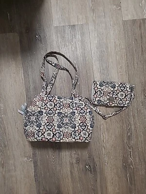 Bolso de Hombro Vera Bradley Lisboa Medallón y Cartera RFID Bloqueo Giratorio (Patrón Raro) Foto 1 de 4