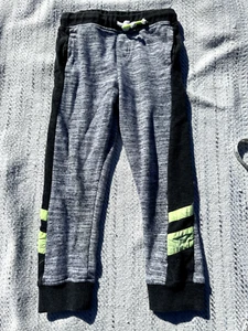 Egg By Susan Lazar Sweatpants 5 Gray Joggers Pants Side Striped School Kids Boys - Picture 1 of 10