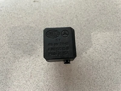 Mercedes-Benz SLK280 SLK350 R171 2004-2010 ~ Relé de ajuste de asiento ~ A0025421319 Foto 1 de 3