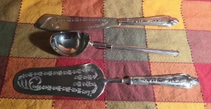 Juego de 3 cuchillos para pasteles con cuchara para helados. Kit de cocina a juego de postres - Imagen 1 de 4
