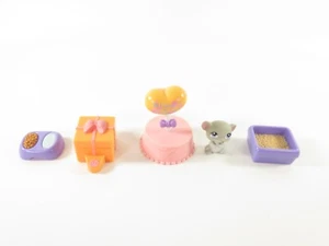 Littlest Pet Shop Birthday Celebration Mouse #105 Cake Present Authentic LPS - Picture 1 of 14