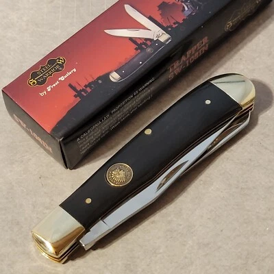 Steel Warrior Knife Two Blade Trapper Smooth Black Horn Handle Unique Coin Badge - Image 1 of 4
