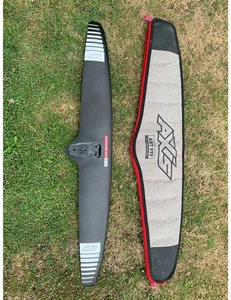 Axis ART99 V1 front wing & case for wingfoiling - Picture 1 of 4