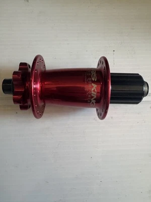 Chris King Rear Boost Hub 6-Bolt 157mm x 12mm HG Red - Image 1 of 3