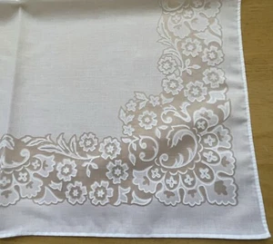 12 BEAUTIFUL LARGE NEW COTTON POLY WHITE JABARA NAPKINS SPAIN With SHEER DESIGN - Picture 1 of 3