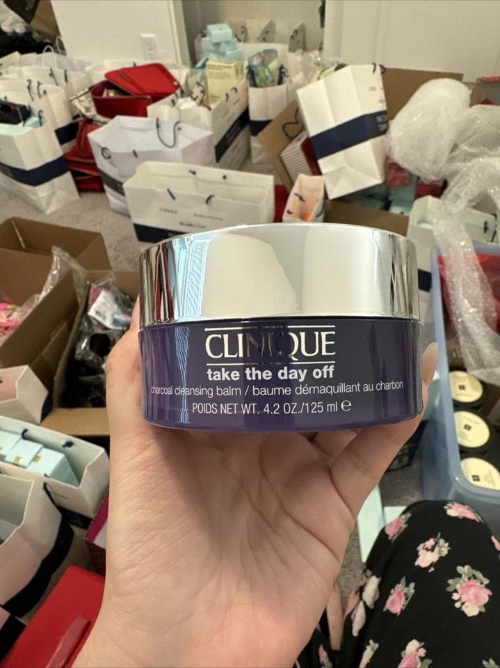 Bálsamo limpiador de carbón Clinique Take The Day Off - 125 ml Foto 1 de 1