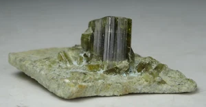 CLINOZOSITE -24 CARATS ZAGI’S MOUNTAIN CLINOZOISITE FROM PAKISTAN, (Vis-220) - Bild 1 von 8