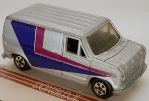 Furgoneta Ford Econoline Ertl 1975-1978 plateada y púrpura años 1970 escala 1/64 - Imagen 1 de 2
