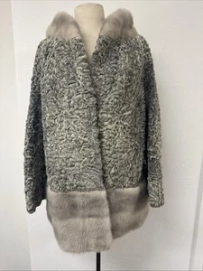 Don Loper Original! Beverly Hills Lamb Fur Coat! 1950’s Vintage! (SR15) Size S/M - Picture 1 of 24
