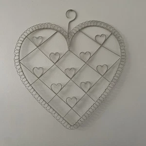 Large cream shabby chic Wire Heart PhotoHolder Notice memo Wedding garden - Picture 1 of 1