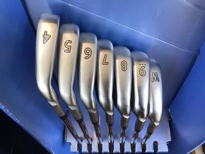 Ping i200 Iron Set 4-9,Pw 7pc Flex Stiff Dynamic Gold S Steel - Image 1 of 4