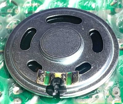 Altoparlante Miniaturizzato 1W 50 ohm Ø45x4mm 100÷5000Hz adatto per Citofono - Immagine 1 di 4