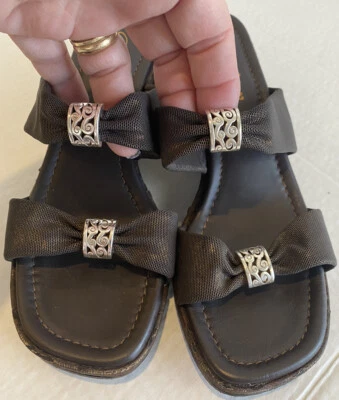 Cuñas sin cordones Brighton Vanna talla 6,5 marrón con tacones de corcho Foto 1 de 4