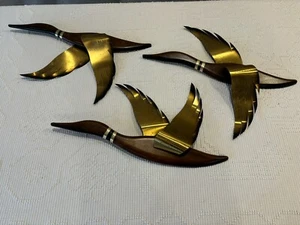 Vintage Mid Century Masketeers Flying Geese Trio Wood & Brass Goose Birds Flight - Picture 1 of 12