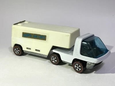 RESTAURADO ⭐️1969 HOT WHEELS REDLINE HEAVYWEIGHTS VAN LINES - BLANCO BRILLANTE Foto 1 de 4