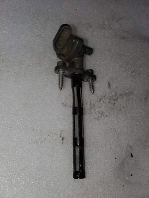 KTM 125 250 300 1992... tanque de gasolina cabina de combustible llave de paso apagada en precio base 55007005200 Foto 1 de 4