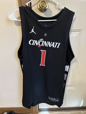 Cincinnati Bearcats Jordan Brand Jersey size M (men’s’) - Image 1 of 4