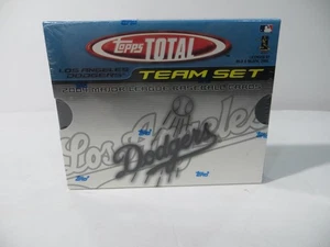 NEW 2004 Topps Total Los Angeles Dodgers Baseball Team Set - Picture 1 of 3