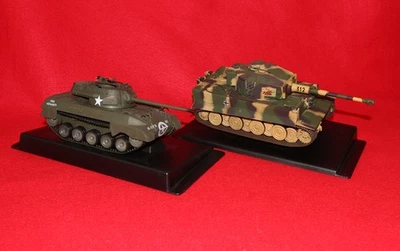Armadura del siglo XXI Caballos de hierro de la Segunda Guerra Mundial #13222 1:32 Tigre 1 Ausf. vs M18 Hellcat Foto 1 de 4