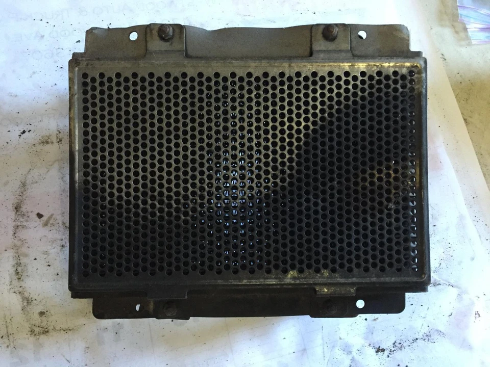 Used Intercooler fits: 2003 Chevrolet Silverado 3500 pickup 6.6 Grade A - Imagem 1 de 4