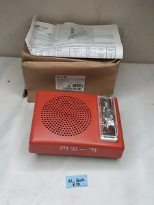 Eaton Wheelock Speaker Strobe - Picture 1 of 7