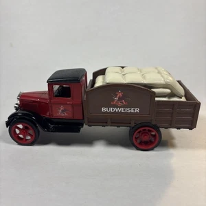 ERTL Budweiser 1931 Hawkeye Stake Truck Die-cast Bank 1:25  - Bild 1 von 8