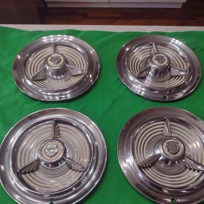 Juego original de 4 tapacubos Oldsmobile Fiesta 1953-1955 para rueda Hot Rod de 15" Foto 1 de 4