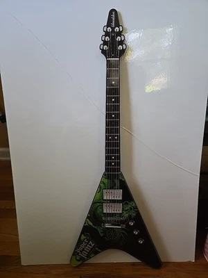 Paper Jamz Green Dragon Instant Rock Star Guitar - No Strap - Image 1 of 4