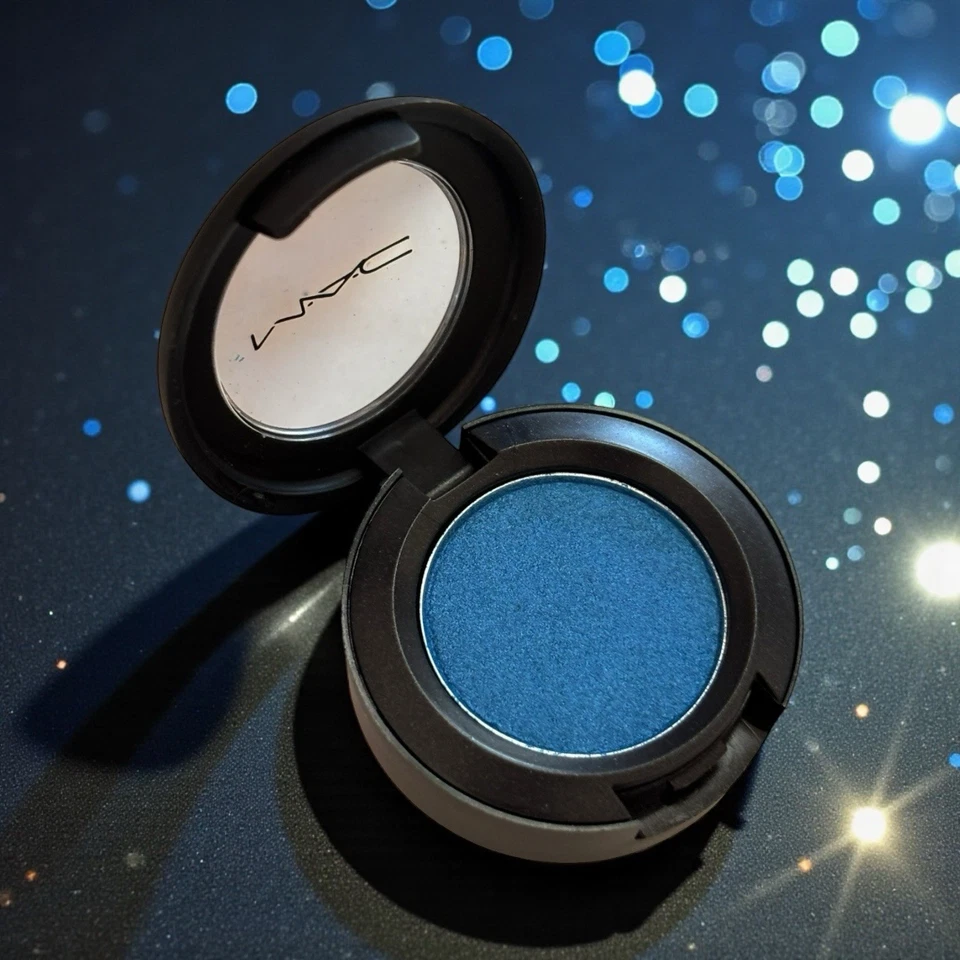 MAC Eye Shadow Powder Single, SWEET LUST (lustre) 0.05oz / 1.5g Full Size Boxed - Image 1 of 4