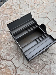 Kennedy Toolbox Model NO 1022 - Picture 1 of 17