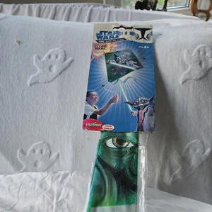 Star Wars Yoda Plastic Kite 62 × 62 Cm - Picture 1 of 6