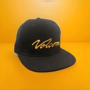Gorra Volcom Snapback | Logotipo Negro Dorado Script | Gorra Ajustable Skate Surf... - Imagen 1 de 5