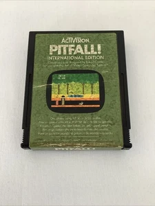 Atari 2600 Pitfall - Picture 1 of 5