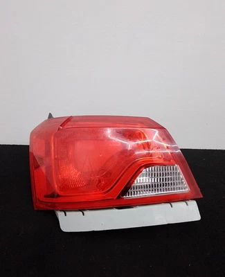 Luz trasera exterior del lado izquierdo del conductor Chevrolet Impala 2014-2020 OEM 84527172 Foto 1 de 4