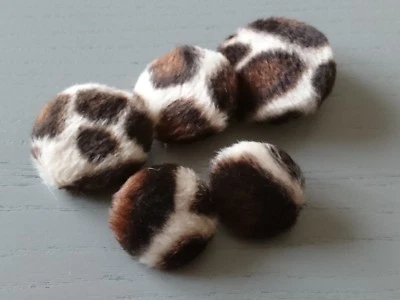 Animal Print Fabric Buttons 25mm 31mm 37mm Large, Extra Large & Huge Buttons - Image 1 of 4