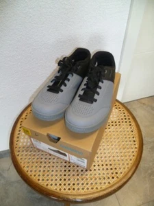 Shimano Radschuhe GR5 SH-GR501 gray/black Gr. 43 neu - Zdjęcie 1 z 7