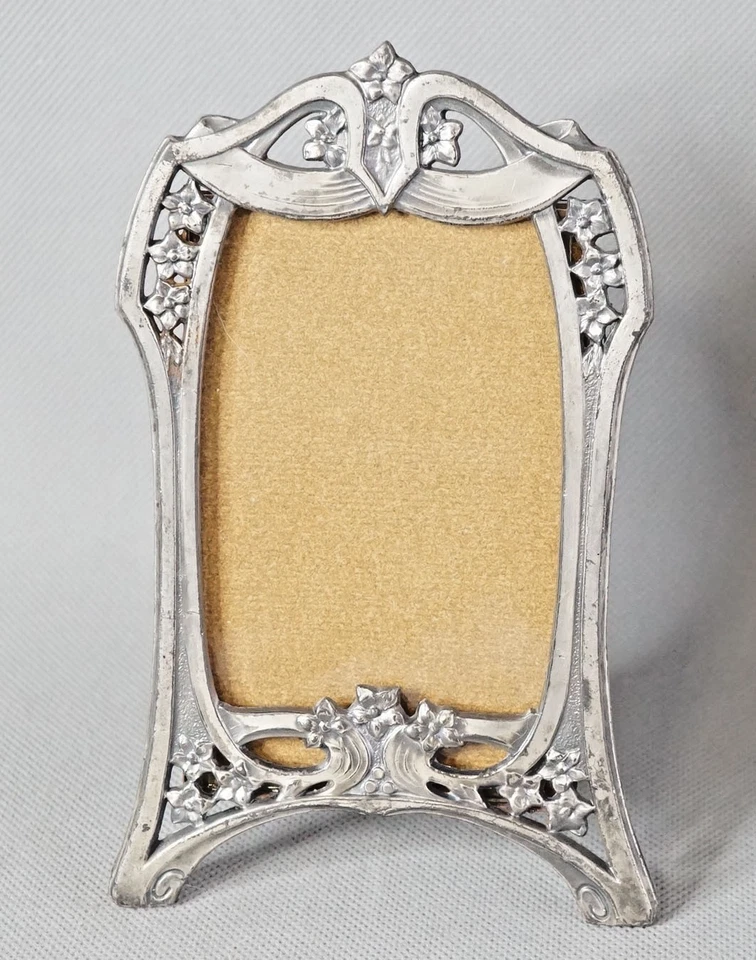 Marco de fotos alemán Art Nouveau de 1900 Osiris Albert Muller caballete trasero Foto 1 de 4