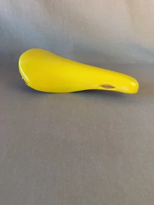 Sillín amarillo vintage Selle San Marco Rolls -sin usar nuevo- Foto 1 de 4