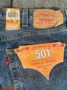 Jeans de mezclilla vintage Levi 501 pierna recta botón mosca 38x29 nuevos con etiquetas para hombre - Imagen 1 de 8