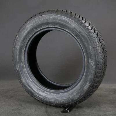 1X Winter Tire Bridgestone Blizzak LM001 215/65 R17 99V Demo - Image 1 of 3