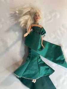 Vintage Mattel Barbie Holiday Singing Sisters Only One Doll Green Gown Sequins - Picture 1 of 3