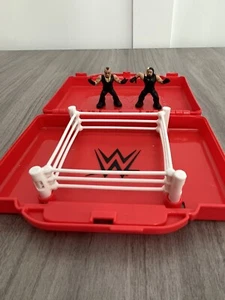 WWE WRESTLING 2-mighty Minis Figures With Portable Ring 2015 Good Condition - Picture 1 of 7
