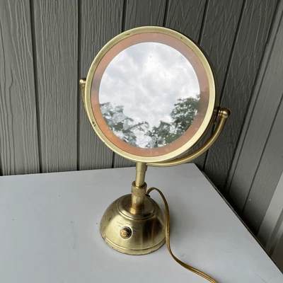 Vintage Lighted Vanity Mirror  Telescoping, Dual-Sided, Brass-Tone Metal, Extra - Image 1 of 4