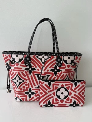 Bolso de mano Louis Vuitton edición limitada Crafty Giant Neverfull MM con bolsillo Foto 1 de 4