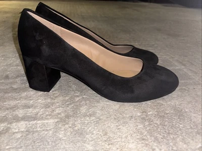 Tacón Aerosoles Negro Gamuza Punta Redonda Cómodo Talla 7 W Foto 1 de 4